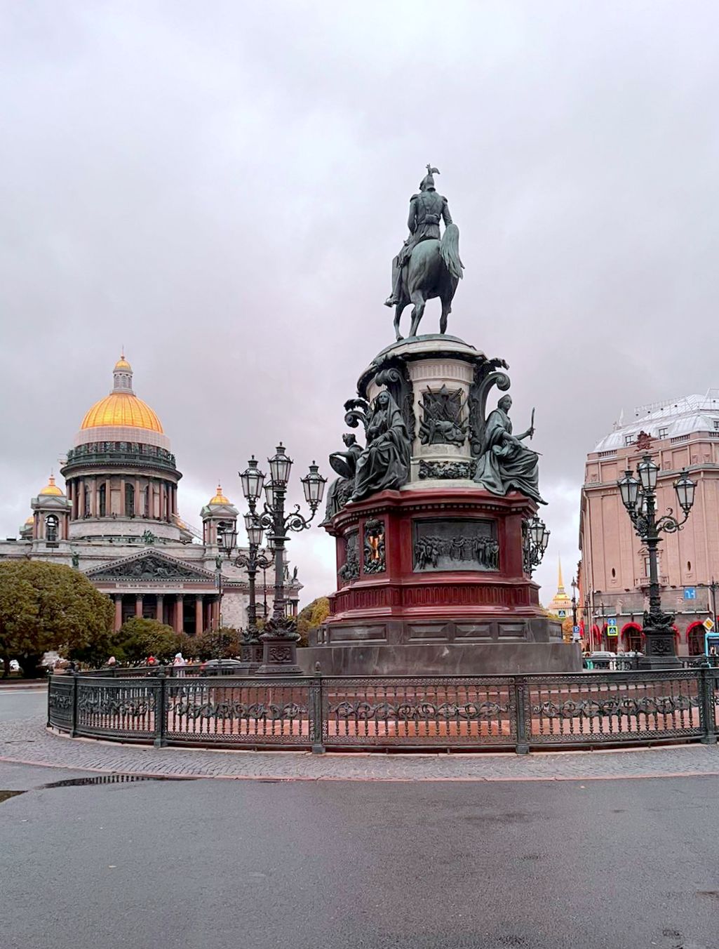 Увлекательное путешествие в Санкт-Петербург